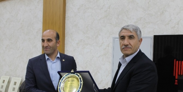 Eğitim Bir-sen, Vefa Ve Dayanışma Toplantısında Buluştu