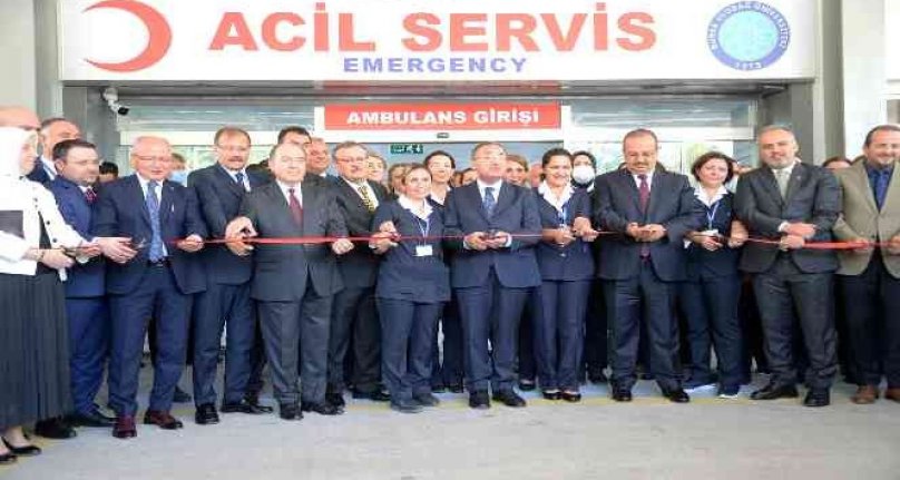 BUÜ Hastanesi'nin yenilenen acil servislerini Bakan Bozdağ hizmete açtı