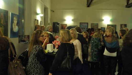 Madde bağımlılığına içki içerek dikkat çektiler!