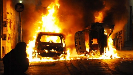 İktidar karşıtları sokakları cehenneme çevirdi
