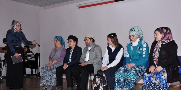 Gümüşhane’de Engelliler Günü Renkli Görüntülerle Kutlandı