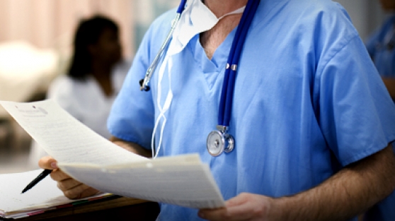 30 yıl sahte doktorluk yaptı!