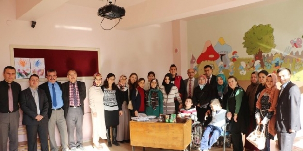 Öğretmenler Engelli Öğrencileri Unutmadı