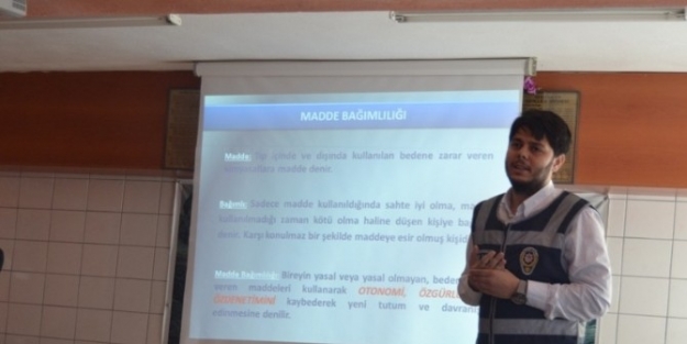 Bir Yılda 10 Bin 252 Vatandaşa Madde Bağımlılığı Semineri Verildi