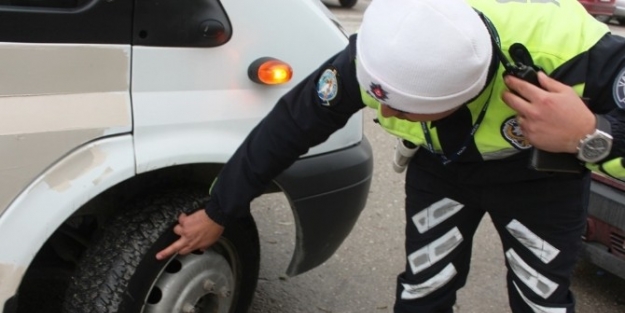 Van’da ‘kış Lastiği’ Denetimi