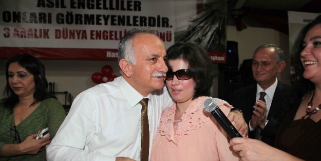 Engelliler Bayraklı’da Doyasıya Eğlendi