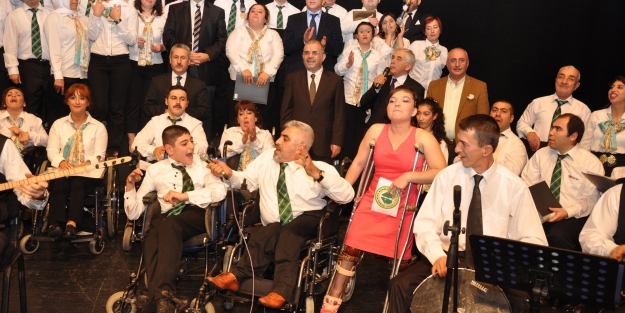 Engelliler doya doya eğlendi