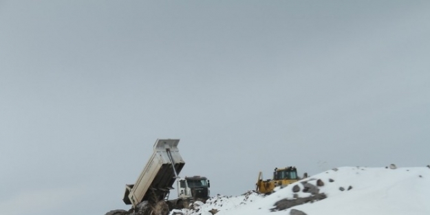 Kars Valisi Bakü-tiflis-kars Demiryolu’nda İncelemelerde Bulundu