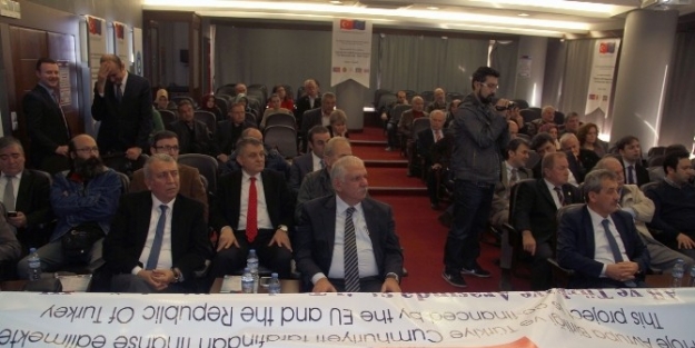 Giresun’da Basın Özgürlüğü Ve İfade Özgürlüğü Konferansı Düzenlendi