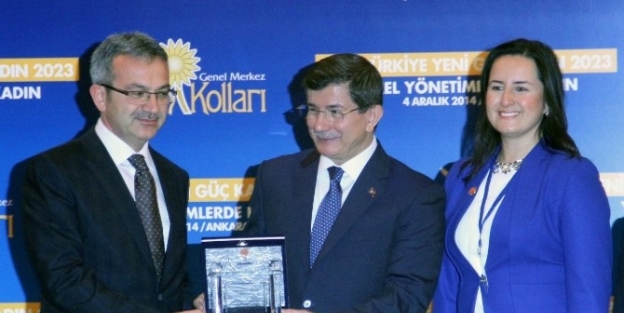 Başkan Köşker’e Başbakan’dan Ödül