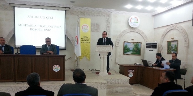 Artuklu’da Muhtarlar Toplantısı