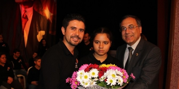 Bayındır’da Engellilere Özel Konser