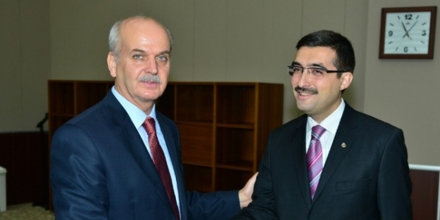 Müsiad, Rektör Çelebi’yi Ziyaret Etti