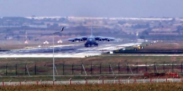 IŞİD hava üssünü bombaladı