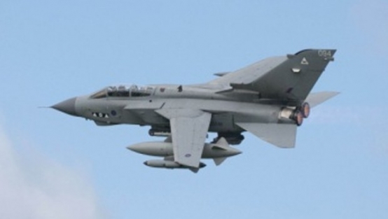 Yunan savaş uçağı Akdeniz'e düştü