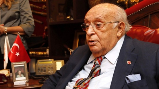 Süleyman Demirel hastaneye kaldırıldı