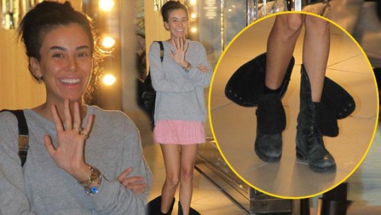 Asena Erkin yine yaptı yapacağını...