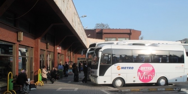 Otobüs Firmaları Petrol Fiyatlarından Değil Düşük Uçak Biletlerinden Şikayetçi