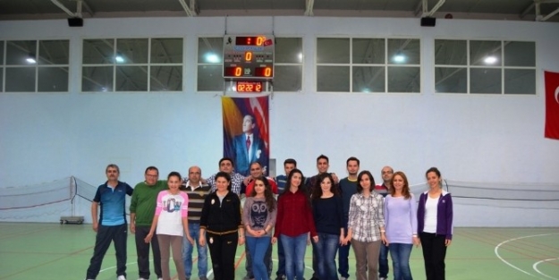 Selendi Zeybek Öğreniyor