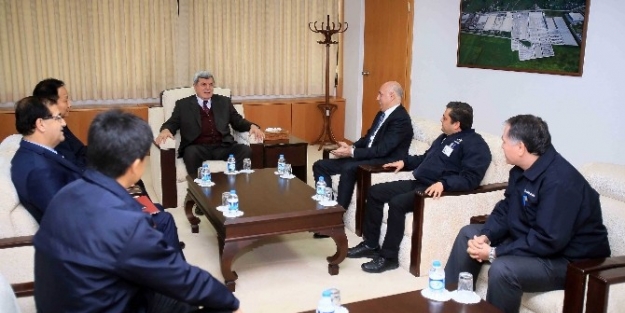 Başkan Karaosmanoğlu’ndan Hyundai Assan’a Ziyaret