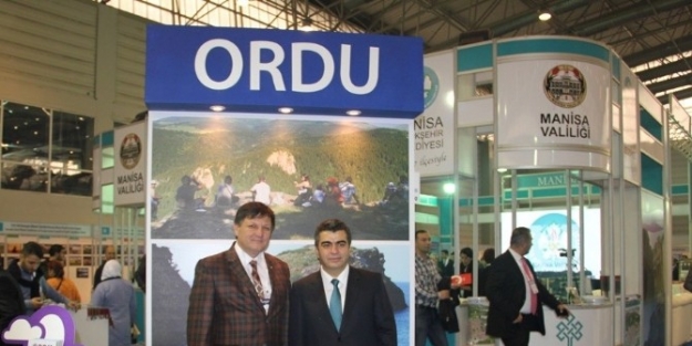 Vali Orhan Düzgün’den Ordu Standına Anlamlı Ziyaret