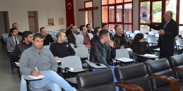 Adana’da Boks Aday Hakem Kursu Başladı