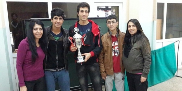Tunceli’de Okul Sporları Masa Tenisi Müsabakaları Sona Erdi