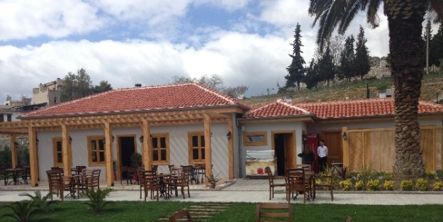 Selçuk’ta Vatandaşlar Belediye İşletmelerinden Memnun