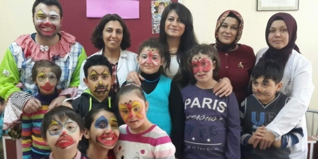 Özel Eğitim Kurumunda Engelliler Haftası Kutlaması