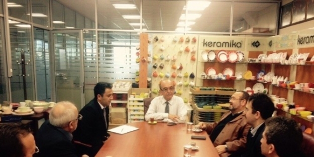 Kütahya Çinisini, Tavşanlılılar Tanıtıyor