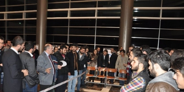 Kto Karatay Üniversitesi Öğrencileri Başkanını Seçti