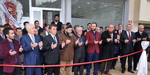 Gümüşhane’de Olay Gazetesi Dualarla Açıldı