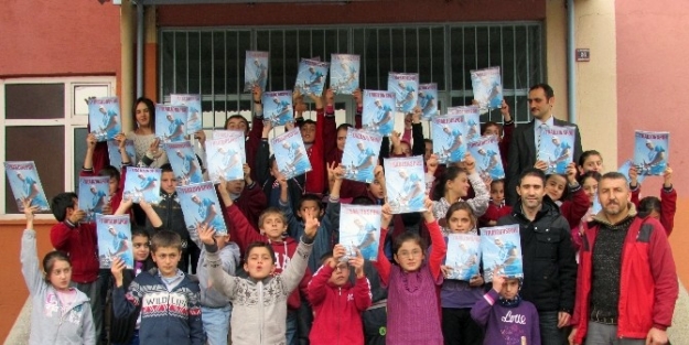 Torul Trabzonsporlular Derneğinden Yatılı Öğrencilere Ziyaret