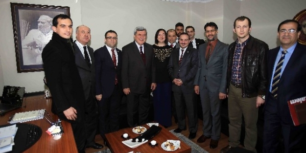 Başkan Karaosmanoğlu’dan Baro’ya Ziyaret