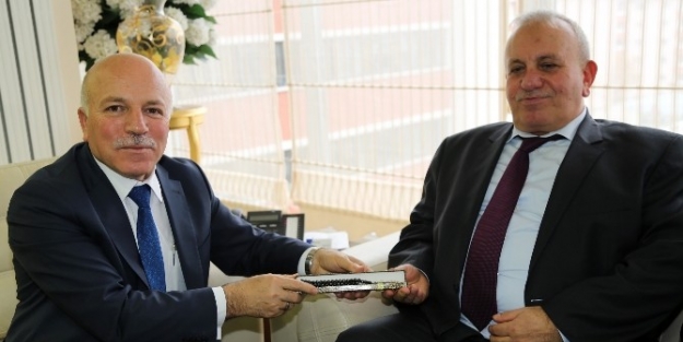 İski Genel Müdürü Altay, Başkan Sekmen’i Ziyaret Etti