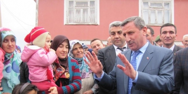 Vali Şerif Yılmaz: Düğün Salonlarına Karşıyım