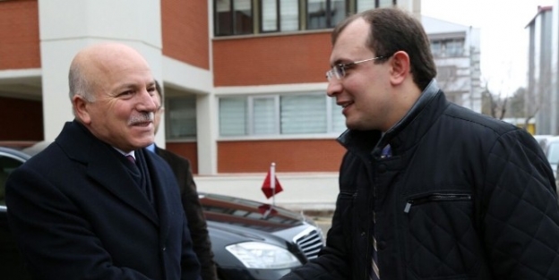 Genel Başkan Yardımcısı Muş, Başkan Sekmen’i Ziyaret Etti