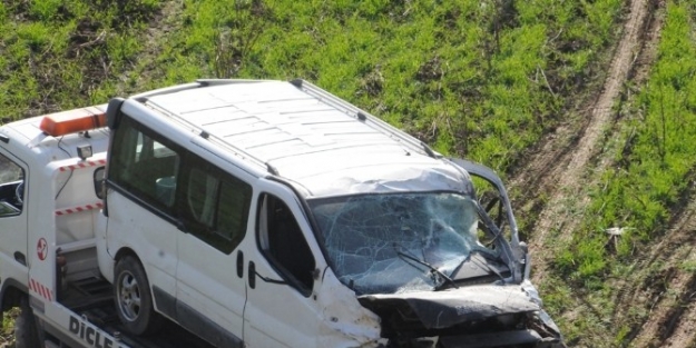 Cizre’de Trafik Kazası: 2 Ölü, 2 Yaralı