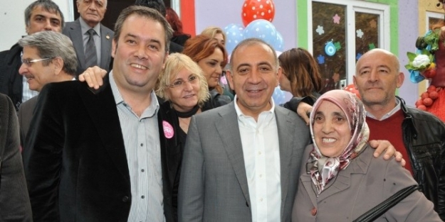 Buca’ya İki Pırlanta Merkezi Birden