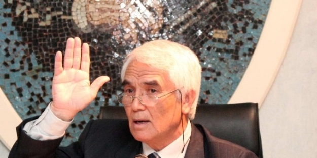 Gaün’de“atatürk Ve Tarih Bilinci” Konferansı