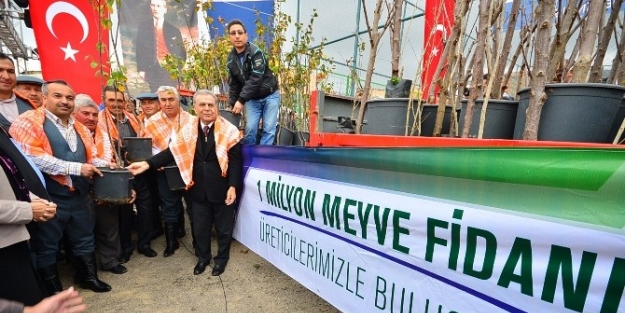 Başkan Kocaoğlu Sert Çikti: ’’insan Nankör Olmamalı’’