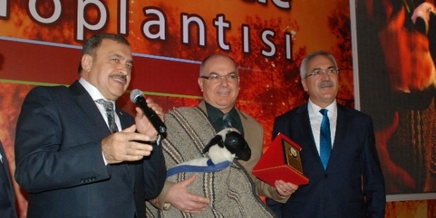 Bakan’a En Masum Hediye