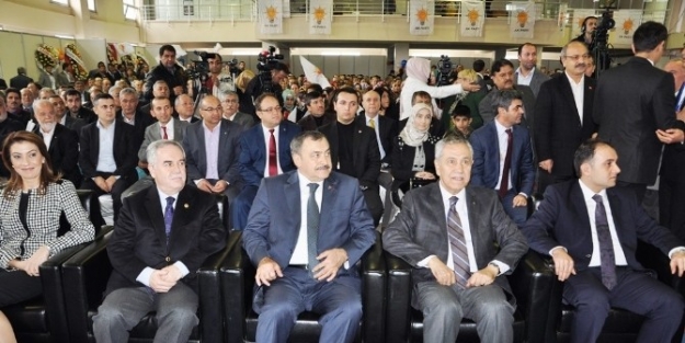 Arınç: "yeni Komplolarla Karşı Karşıyayız"