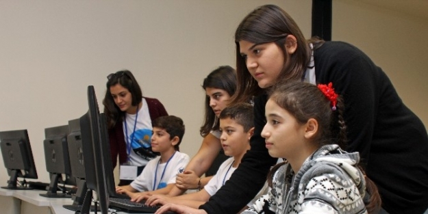 Yaşar’ın ’’minik Üniversitelileri’’