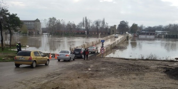 Edirne’de Nehir Debileri Düşüyor