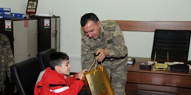 Korgeneral Öngay Engelli Öğrencileri Ağırladı