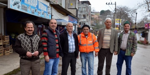 Sabah Namazına Gelen Cemaate Kahvaltı İkram Edilen Cami