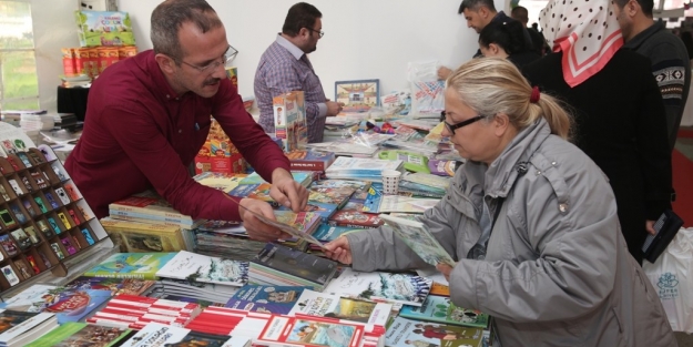 Nilüfer Kitap Günleri'ne rekor ziyaret