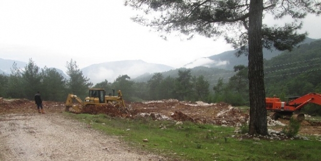 Finike Kapıçay Göleti’nde Çalişmalara Başlandı