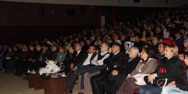 ’hastalık Hastası’ Tiyatrosu Kütahya’da